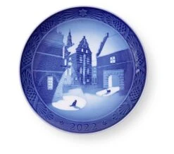 2022 Royal Copenhagen Christmas Plate