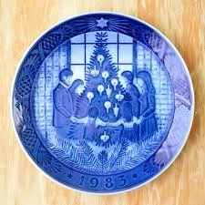 1983 Royal Copenhagen Christmas Plate