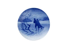 1927 Bing & Grondahl Christmas Plate