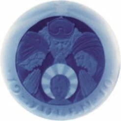 1910 Royal Copenhagen Christmas Plate