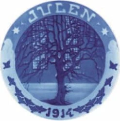 1914 Royal Copenhagen Christmas Plate