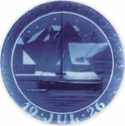 1926 Royal Copenhagen Christmas Plate