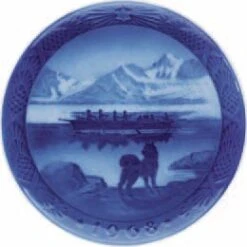 1968 Royal Copenhagen Christmas Plate