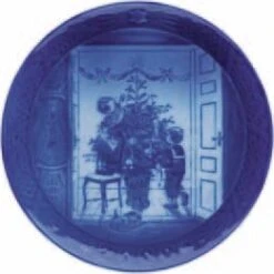 2000 Royal Copenhagen Christmas Plate