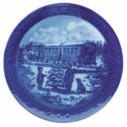 2004 Royal Copenhagen Christmas Plate