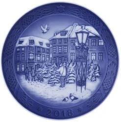 2018 Royal Copenhagen Christmas Plate